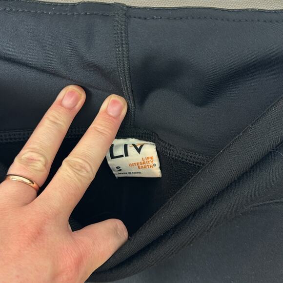 LIV Outdoor Leggings - Women's Small - Picture 2 of 6